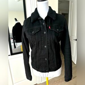 Levi's Women's Original Sherpa Trucker Jean Jacket - Black On Black